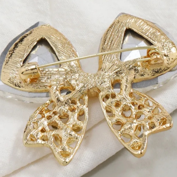 Iridescent Crystal Bowknot Brooch - Picture 11 of 15